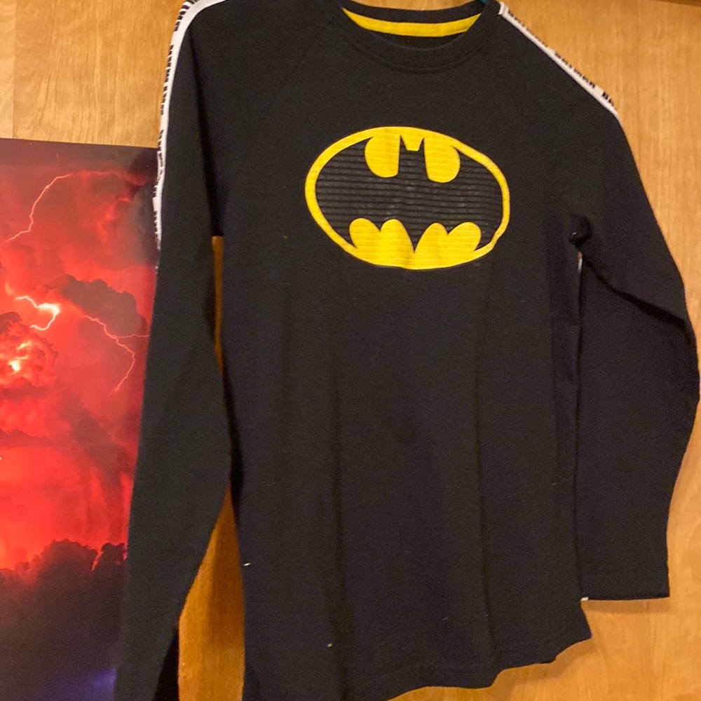 Bateman long sleeve shirt. Perfect condition.